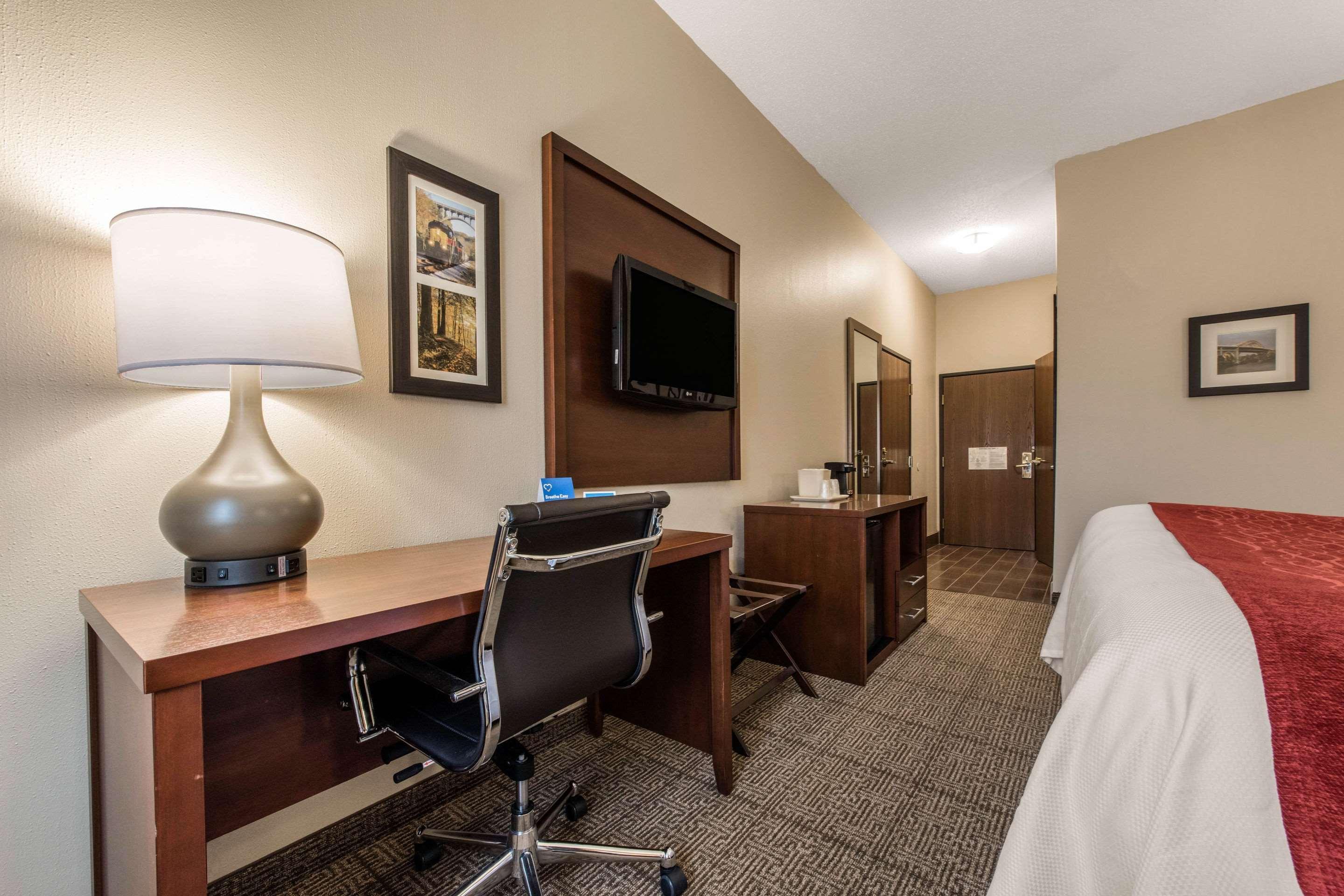 Comfort Inn & Suites Streetsboro - Kent Dış mekan fotoğraf