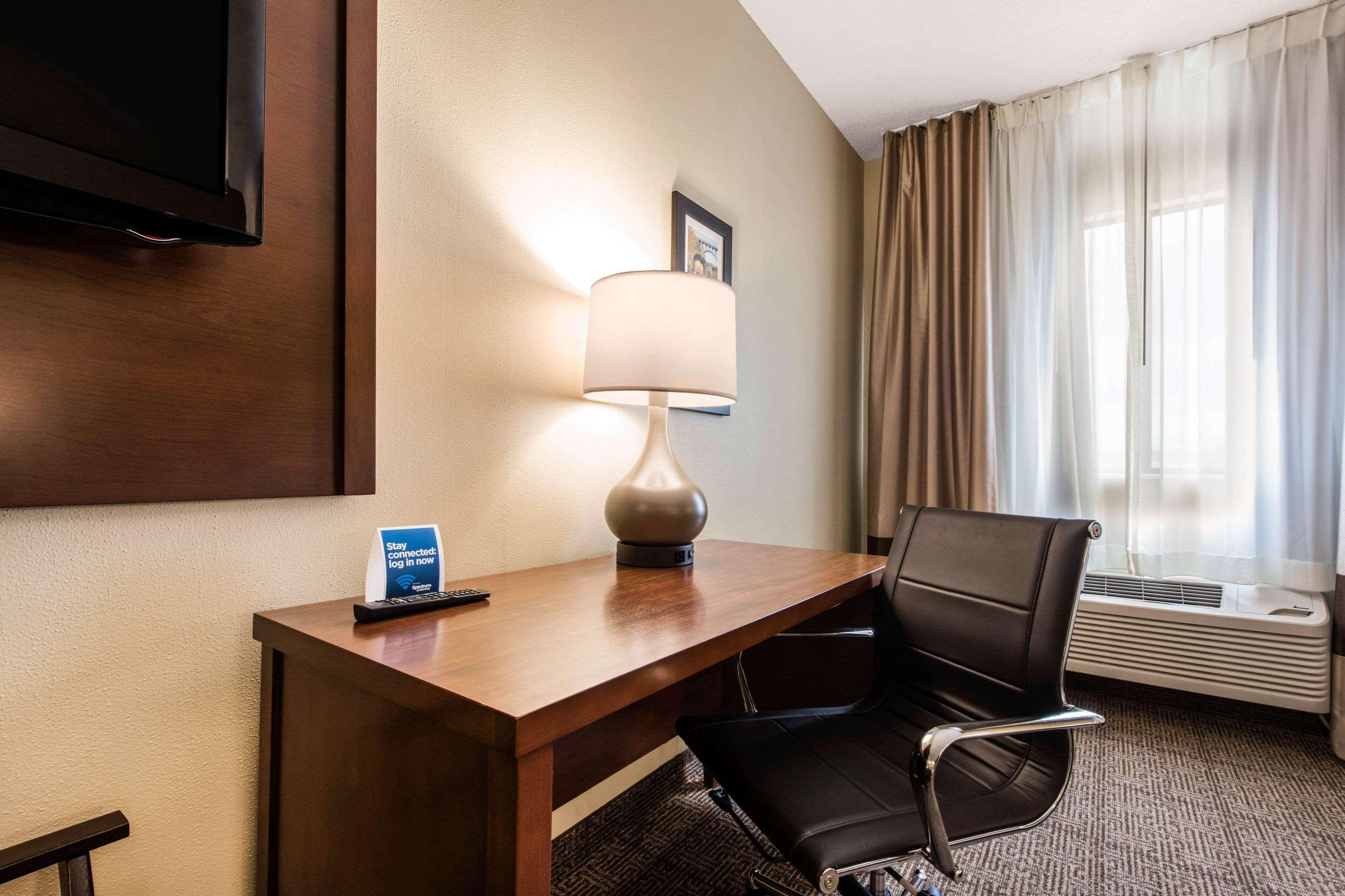 Comfort Inn & Suites Streetsboro - Kent Dış mekan fotoğraf