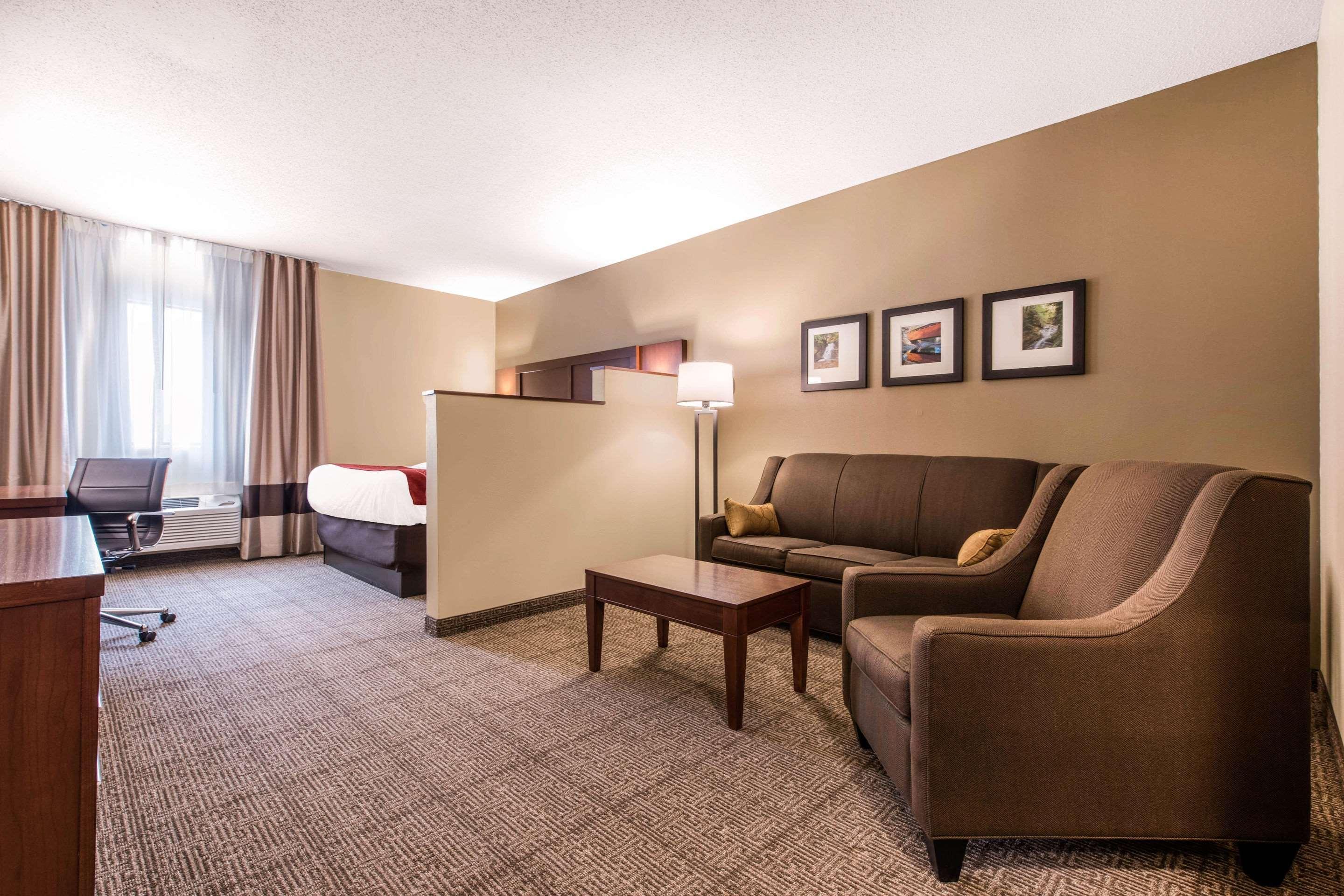 Comfort Inn & Suites Streetsboro - Kent Dış mekan fotoğraf