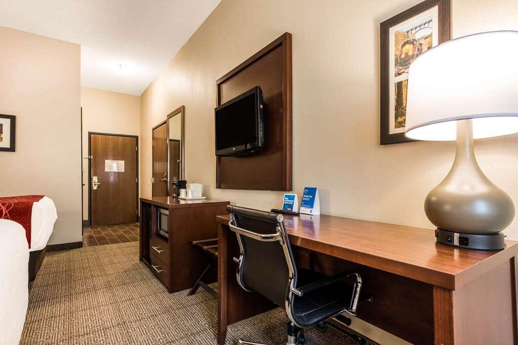 Comfort Inn & Suites Streetsboro - Kent Oda fotoğraf
